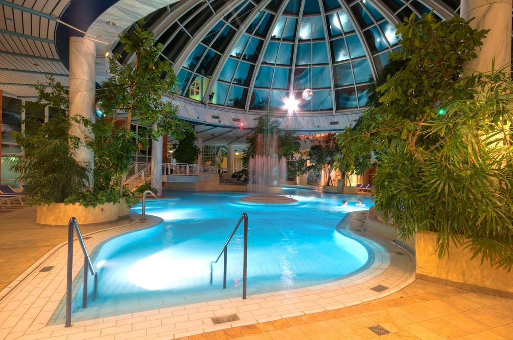 Vital Hotel Westfalen Therme Wellness Resort & Spa Bad Lippspringe Extérieur photo